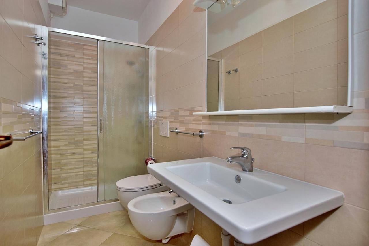 Residenza Canova Lignano Sabbiadoro Exterior foto